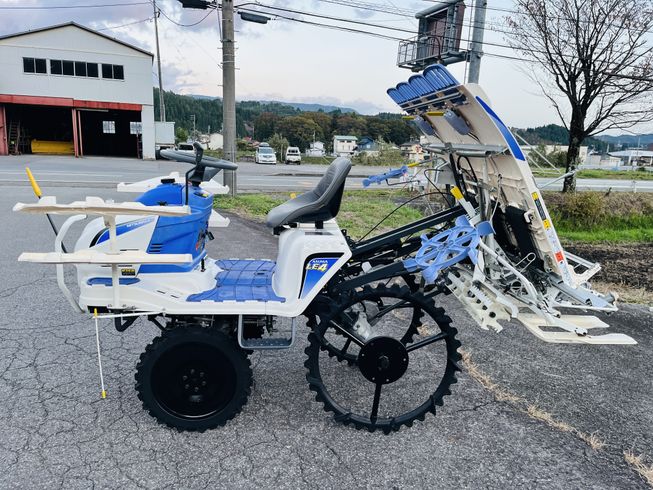 田植機 LE4 写真６