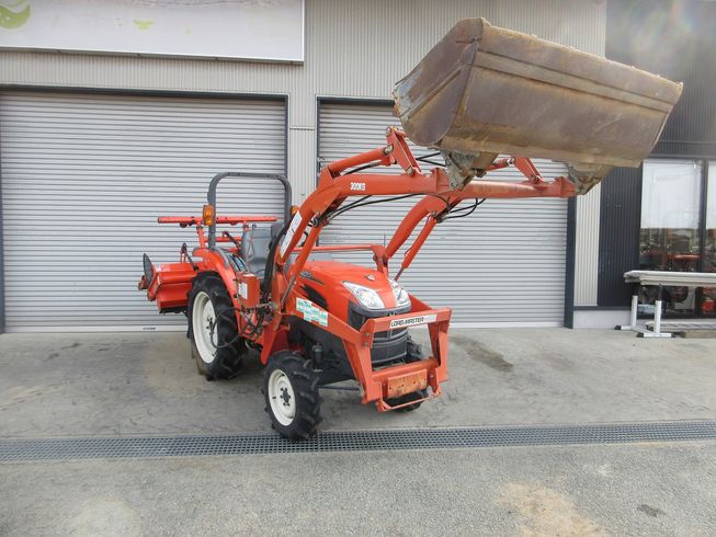 トラクター TZ240D(クボタ)KT24 写真４