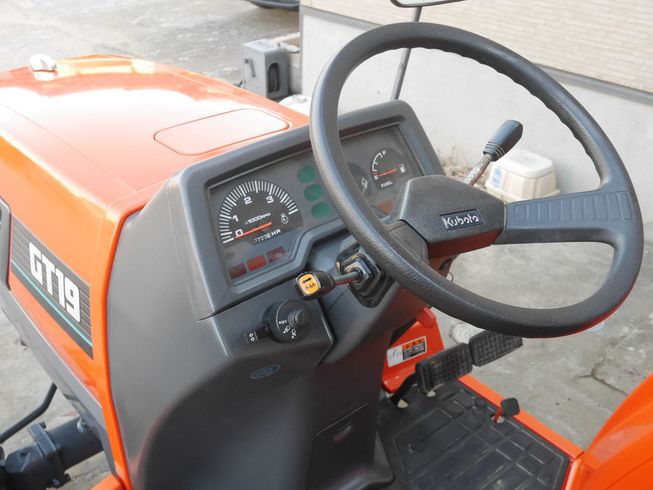 トラクター GT19 写真５