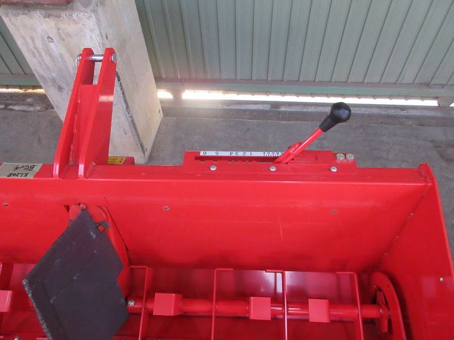 推肥散布機 DM-1500R 写真７