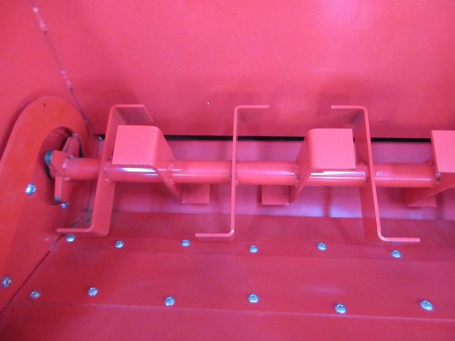 推肥散布機 DM-1500R 写真９