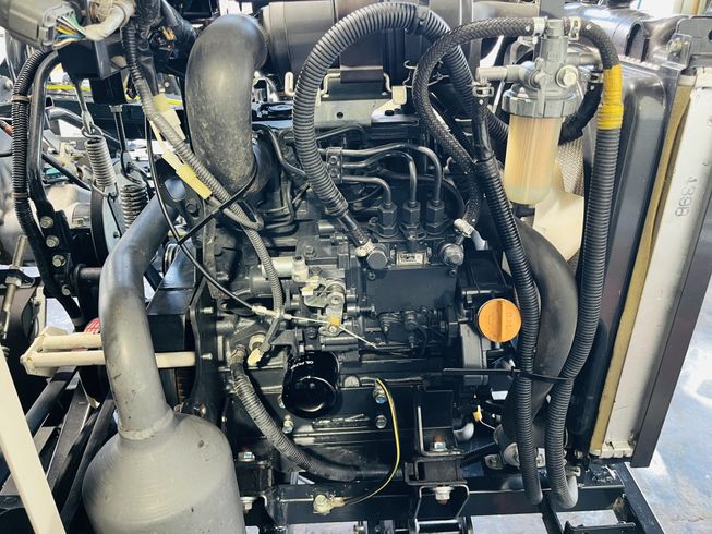 コンバイン AJ323 写真12