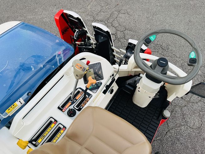 コンバイン AJ323 写真９