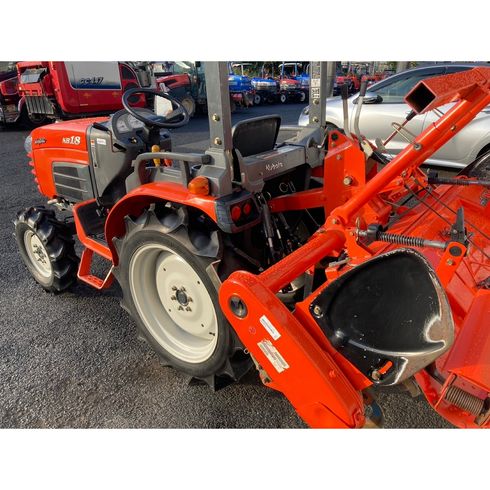 トラクター KB18(F) 写真４