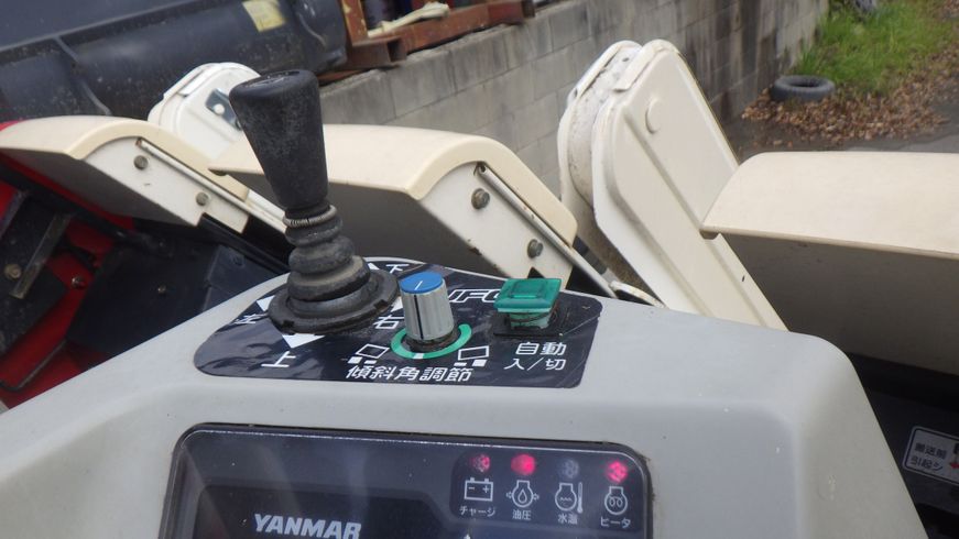 コンバイン GC328V 写真６