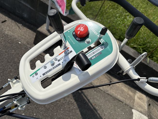 草刈機 SP853A 写真３