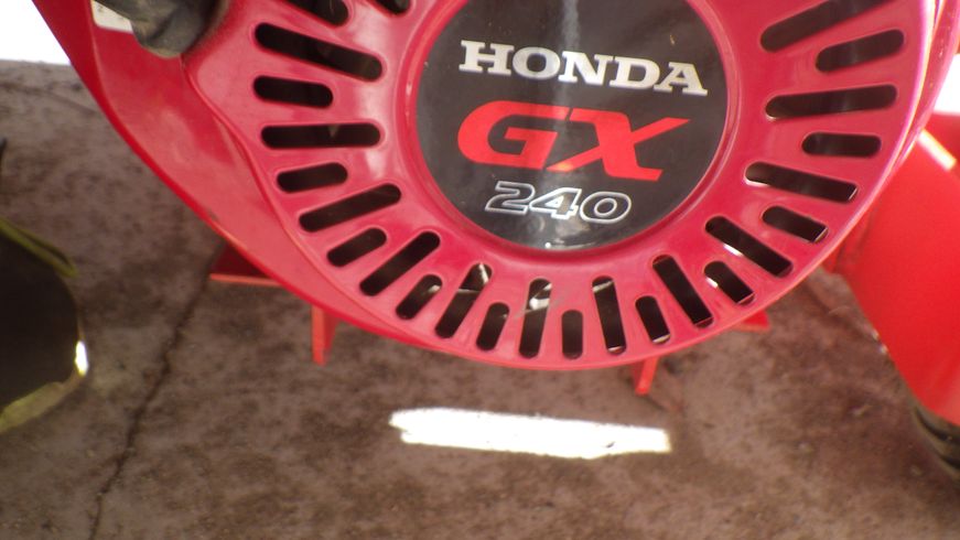 薪割り機 NCW750EGA 写真５