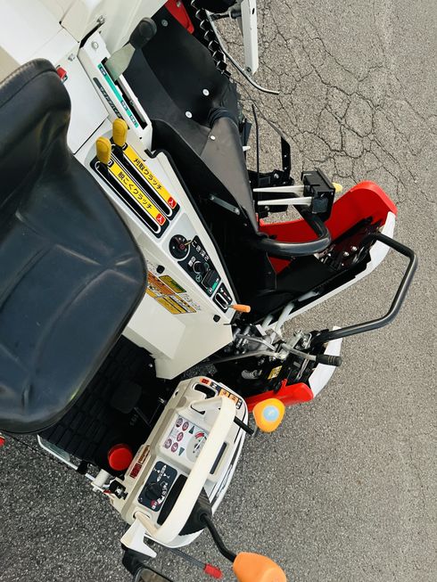 コンバイン Ee211W 写真８