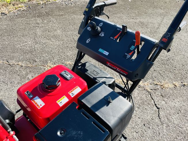 除雪機 HS1170SV 写真８