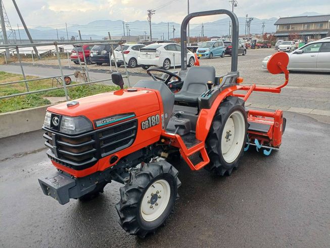 トラクター GB180 写真２