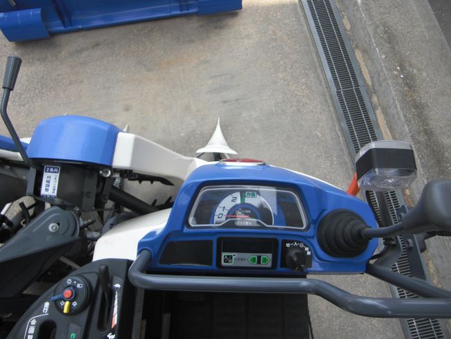 コンバイン HVZ211KWC 写真８