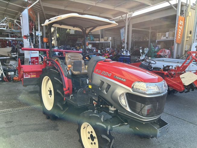 トラクター EG224 写真２