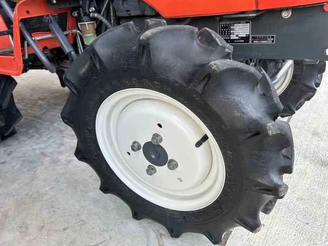 トラクター B17XBSMAG RF13 写真７