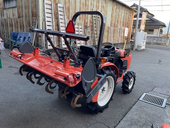 トラクター NB19MARF14 写真３