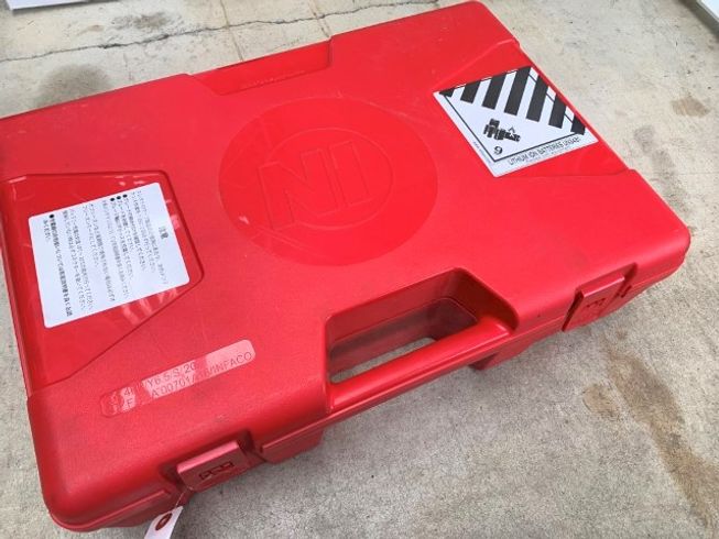 電動剪定はさみ F3015（396932） 写真６