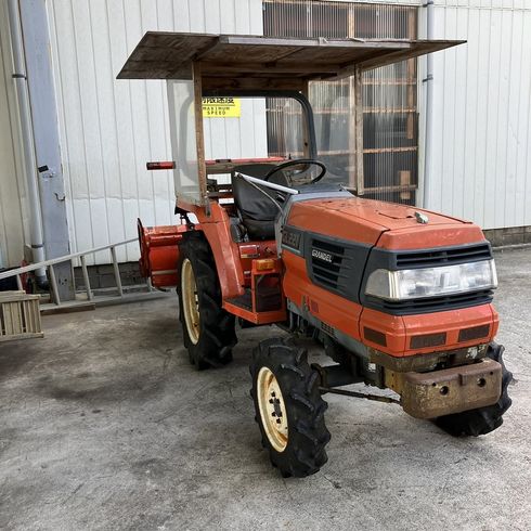 トラクター GL221 写真２