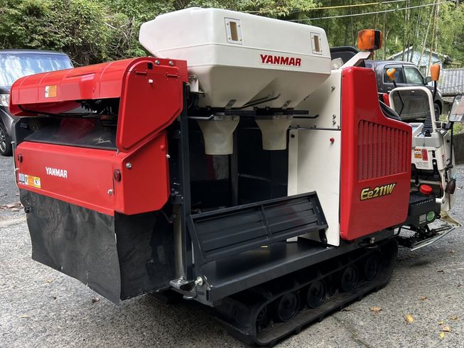 コンバイン Ee211W 写真５