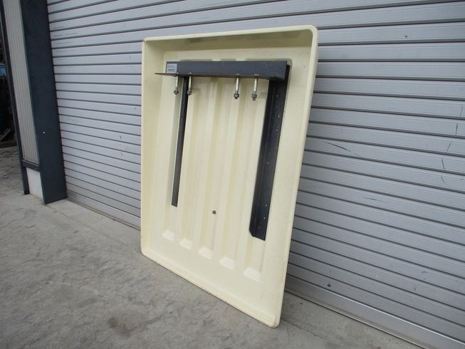 キャノピー 不明 写真５