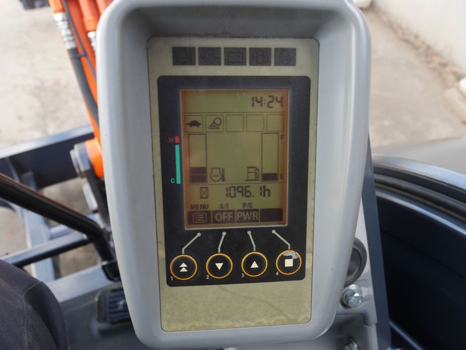 バックホー ZX30U-5B 写真７