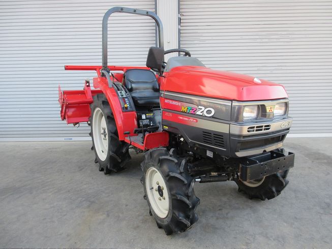 トラクター MTZ20 写真４