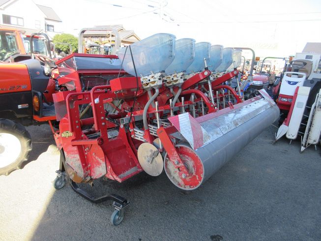 サーフロータリー＋搭載型シーダー TBM2400E+UF-H10T 写真２