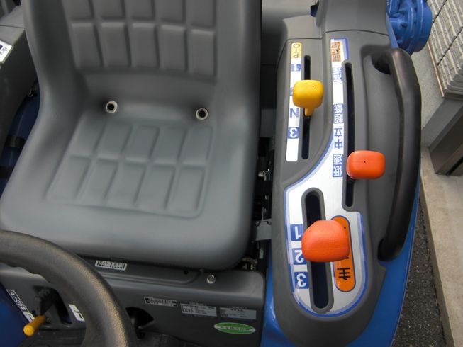 トラクター TM165-KXZA2V 写真４