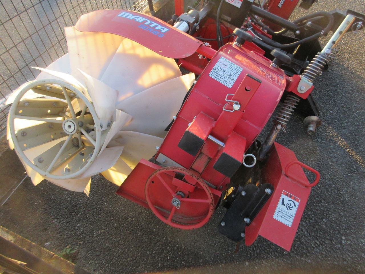 畦塗機 MNT7W 写真４