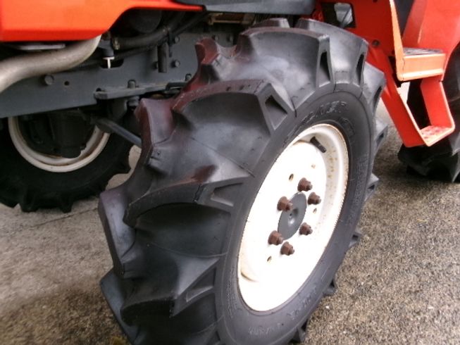 トラクター KB185 写真８