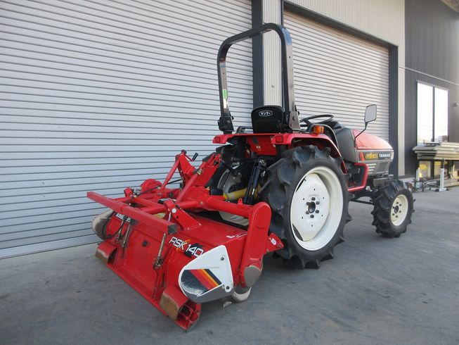 トラクター F210 写真４