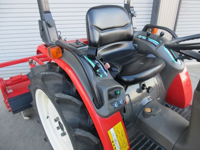トラクター F210 写真５