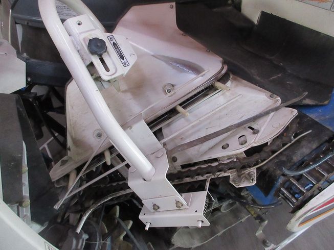 コンバイン HV214-AWC 写真５