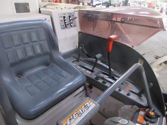 コンバイン HV214-AWC 写真６