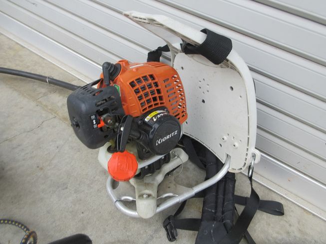 草刈機 RME2221LT 写真５