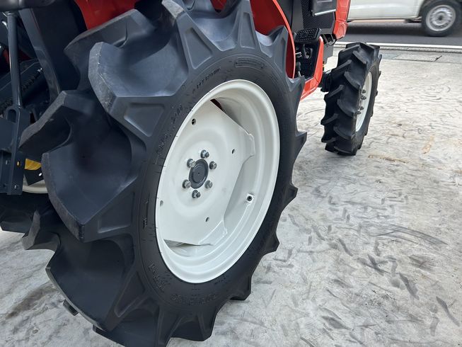 トラクター NB21SPMA RF4 写真７