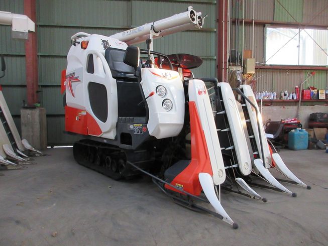 コンバイン ER323-GMW 写真２