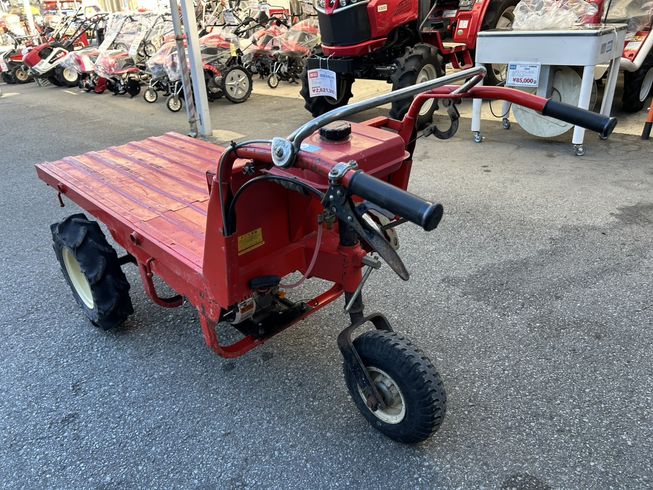 運搬機 GM-33 写真３