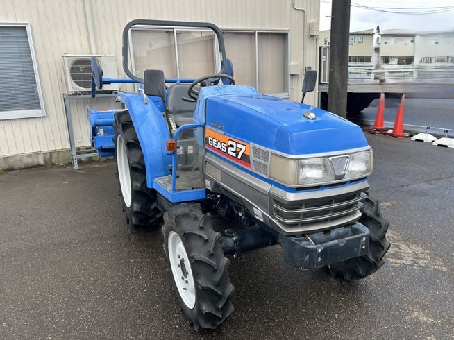 イセキ トラクター 写真