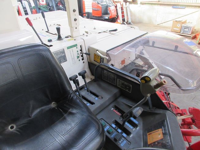 コンバイン GC221 写真６