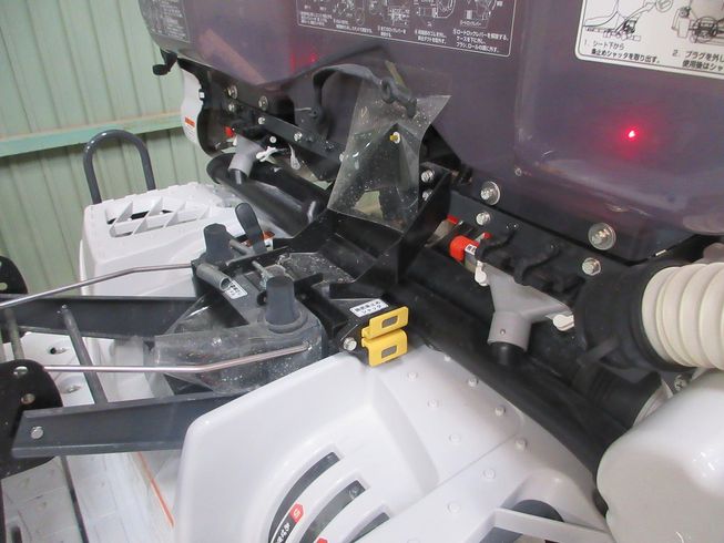 田植機 AW4-GF 写真８