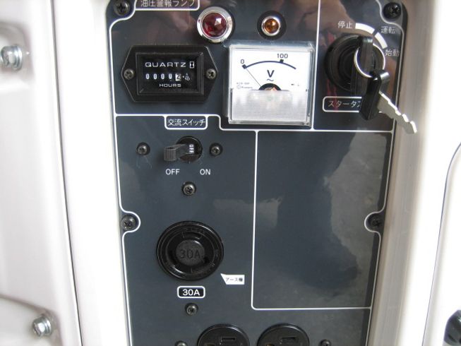 発電機 YDG300VS-6E-W 写真７