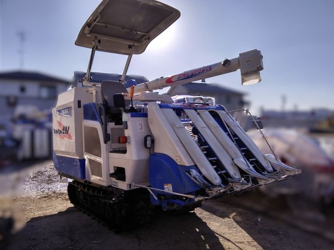 イセキ コンバイン 写真