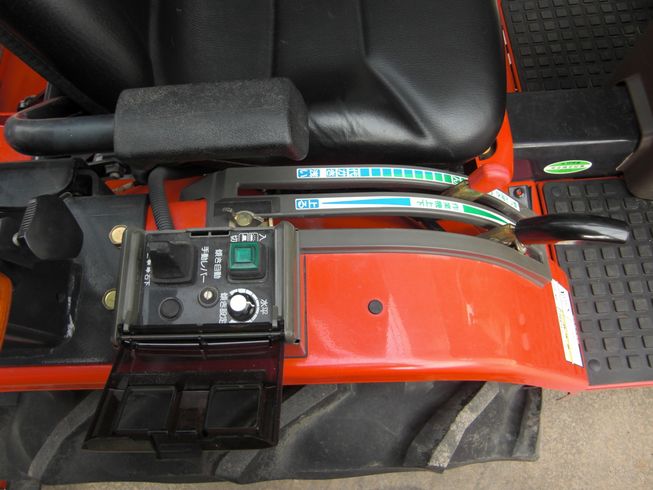 トラクター Ke60-ABPUS4 写真５