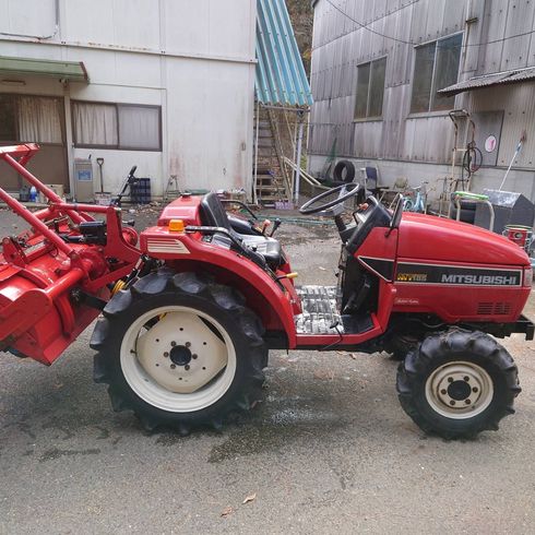 トラクター MT185 写真４