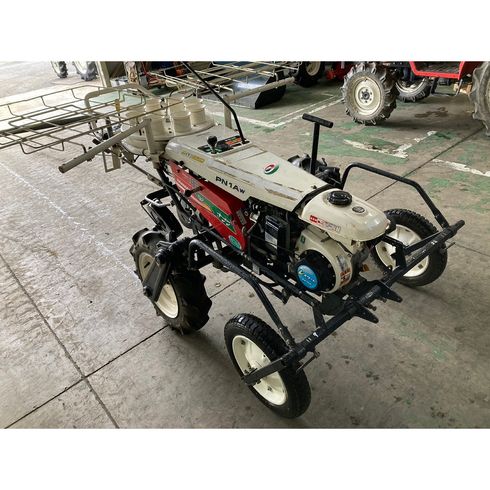 野菜移植機 PN1AW 写真２