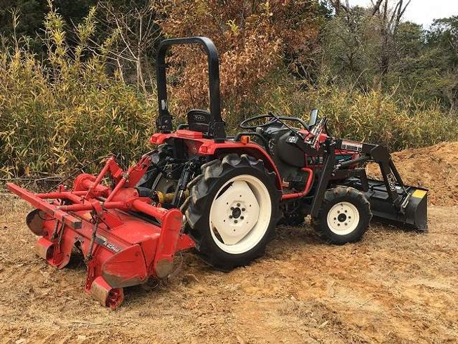 トラクター AF222　フロントローダー付 写真２