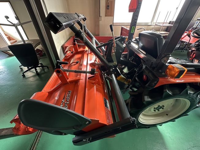 トラクター NB19MA-RF4 写真８