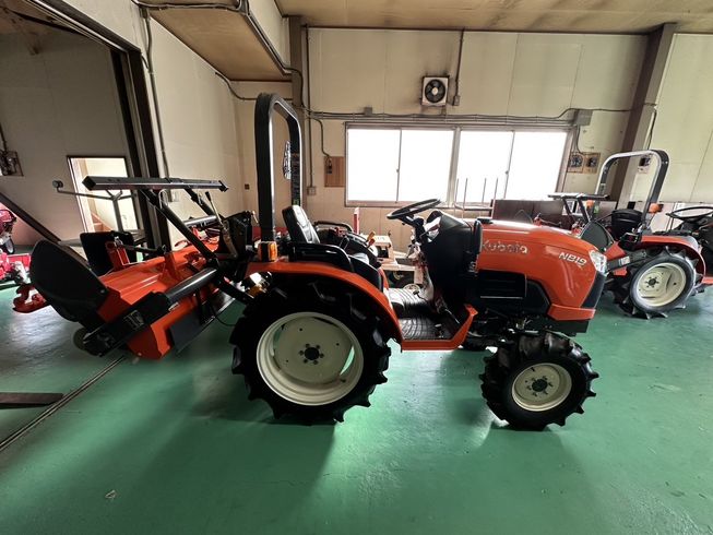 トラクター NB19MA-RF4 写真４