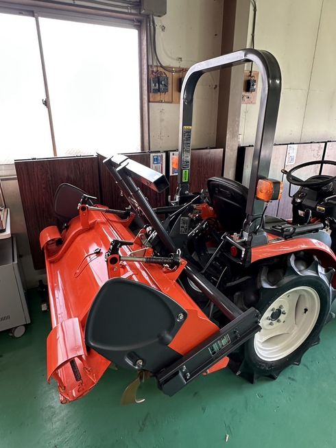 トラクター B17XBSMG-RF3 写真３