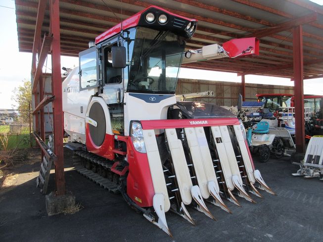 コンバイン AG7114R 写真２