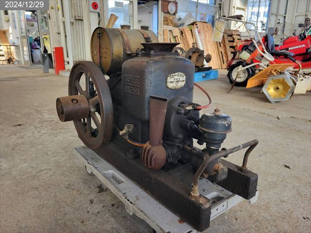 スピー 発動機 写真